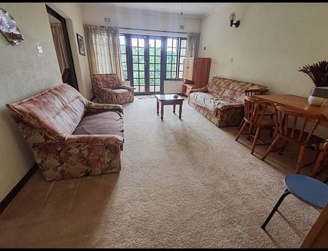 2 BEDROOM APARTMENT FOR SALE IN RENNIES BEACH